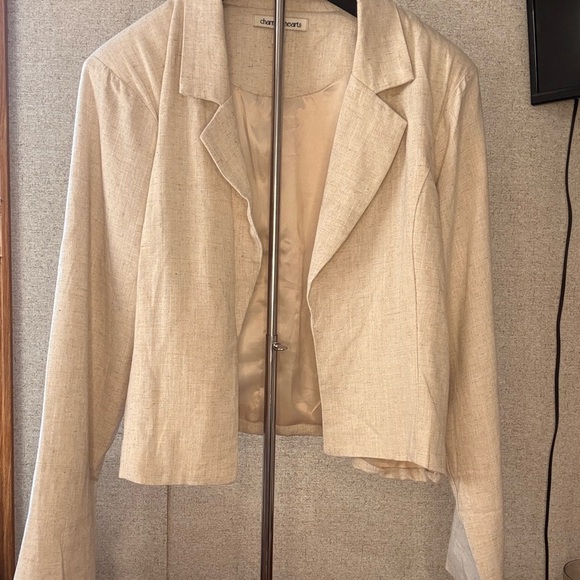 Elegant Beige Women's blazer - Picture 3 of 5